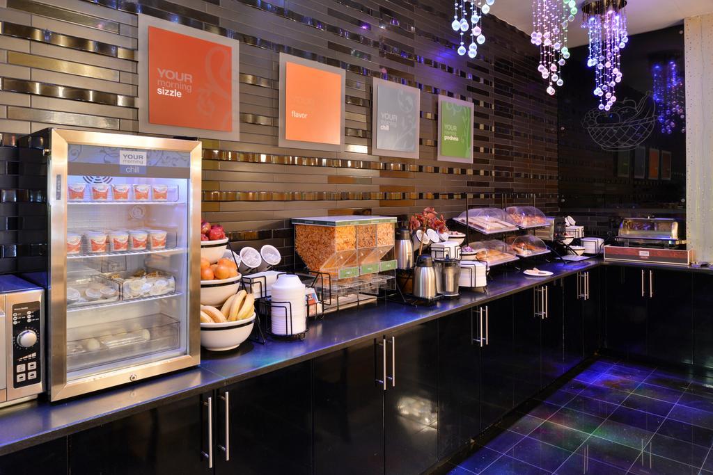 Comfort Inn Chelsea New York Bagian luar foto